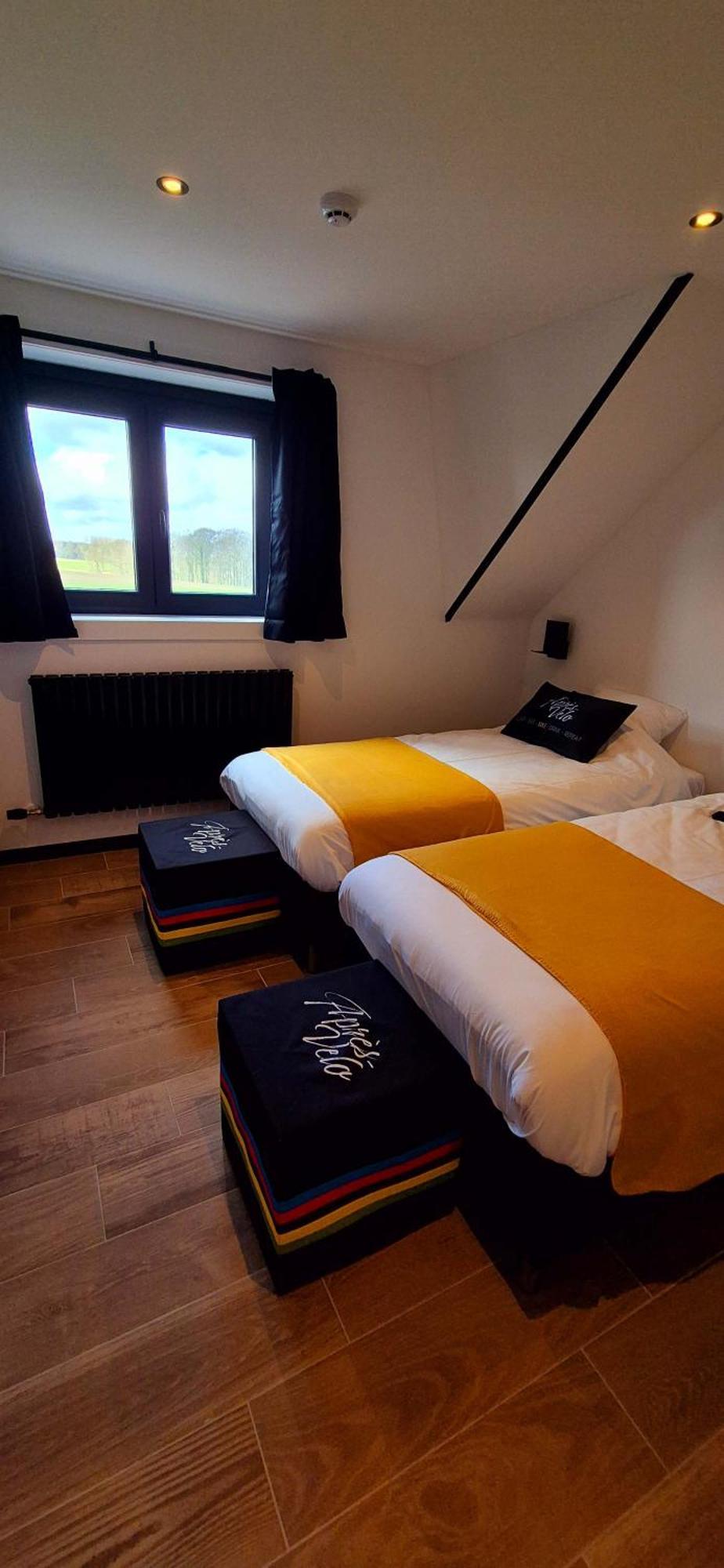 Apres-Velo Bed & Breakfast Brakel Luaran gambar